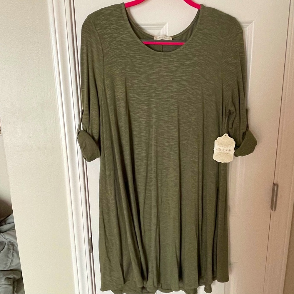 NWT Altar’d State Olive Rolled Sleeve Dress